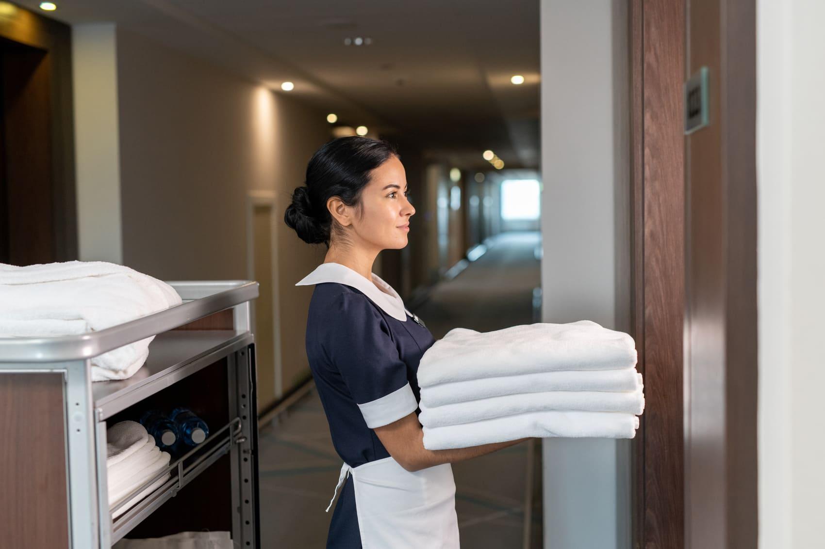 Sustainable Sparkle: Eco-Friendly Cleaning for Modern Hospitality